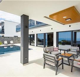 3 bedroom villa with infinity pool in Opatija, sleeps 6